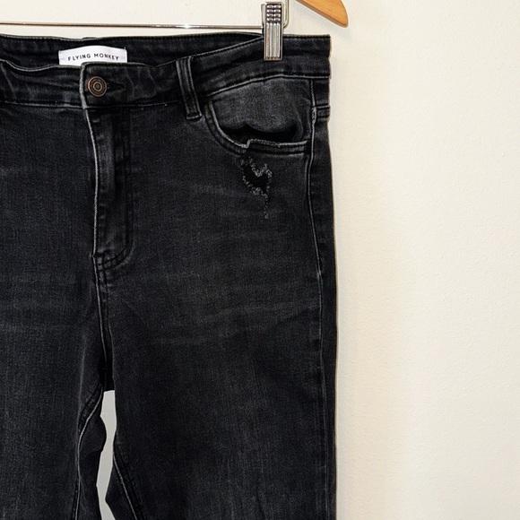 FLYING MONKEY Ultra High Rise Jeans Vintage Black Distressed Crop Size 31 - Picture 2 of 7
